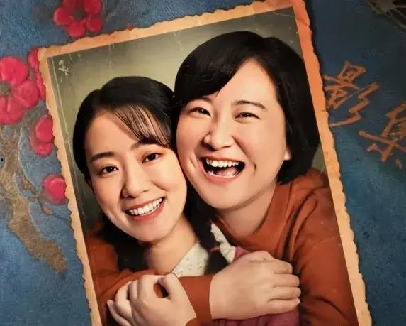 娱乐圈吃瓜400,揭秘400位明星背后的秘密与八卦 第2张 娱乐圈吃瓜400,揭秘400位明星背后的秘密与八卦 第2张