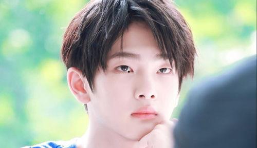 娱乐吃瓜君哑嗓子,揭秘娱乐圈幕后真相 第2张 娱乐吃瓜君哑嗓子,揭秘娱乐圈幕后真相 第2张