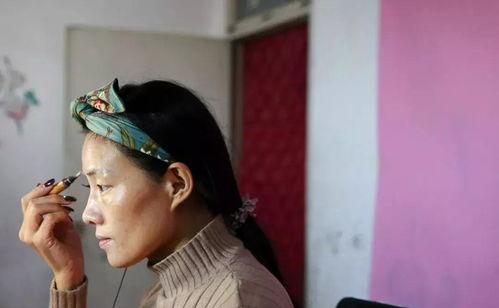 娱乐吃瓜君男孩化妆,揭秘男孩化妆潮流,变身美妆达人 第3张 娱乐吃瓜君男孩化妆,揭秘男孩化妆潮流,变身美妆达人 第3张