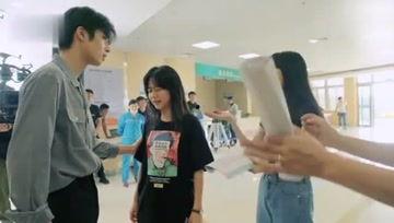爱娱乐的吃瓜君,揭秘娱乐圈那些不为人知的幕后故事 第1张 爱娱乐的吃瓜君,揭秘娱乐圈那些不为人知的幕后故事 第1张