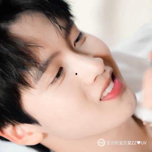 吃瓜娱乐姐陈宥维,吃瓜娱乐姐的蜕变之路  第3张