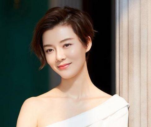娱乐吃瓜的女明星,揭秘女明星们的幕后故事  第1张