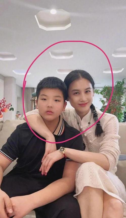 娱乐吃瓜懂事的女朋友,她如何成为懂事的娱乐吃瓜达人？  第2张