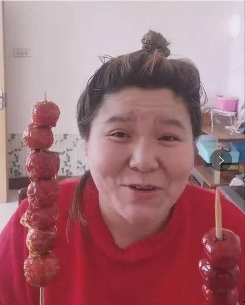 娱乐君吃瓜郭老师,郭老师吃瓜背后的故事  第1张
